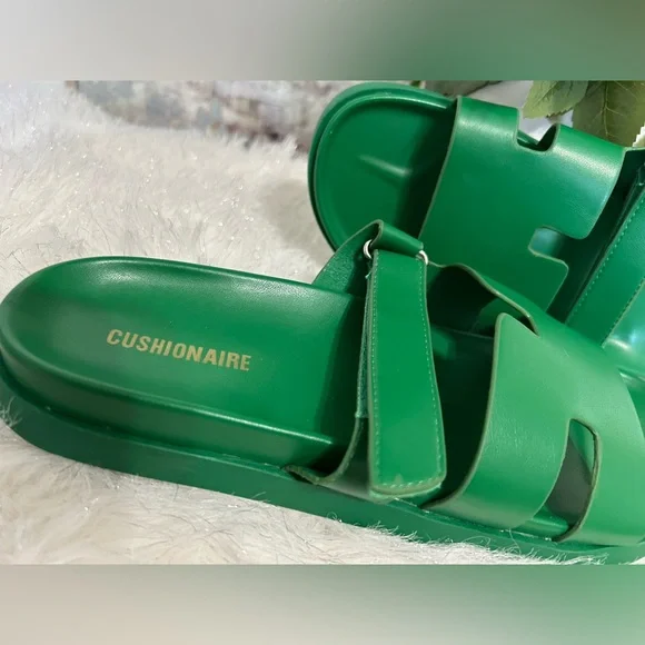 Green Cushioned Slide Sandals - Picture 2 of 5